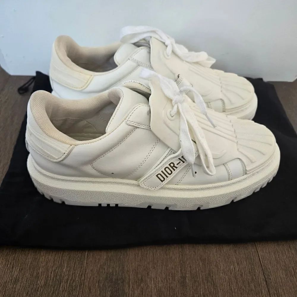 Dior -ID White Calfskin And Gold-Tone Laminate Low Top Sneakers Sz 40 9